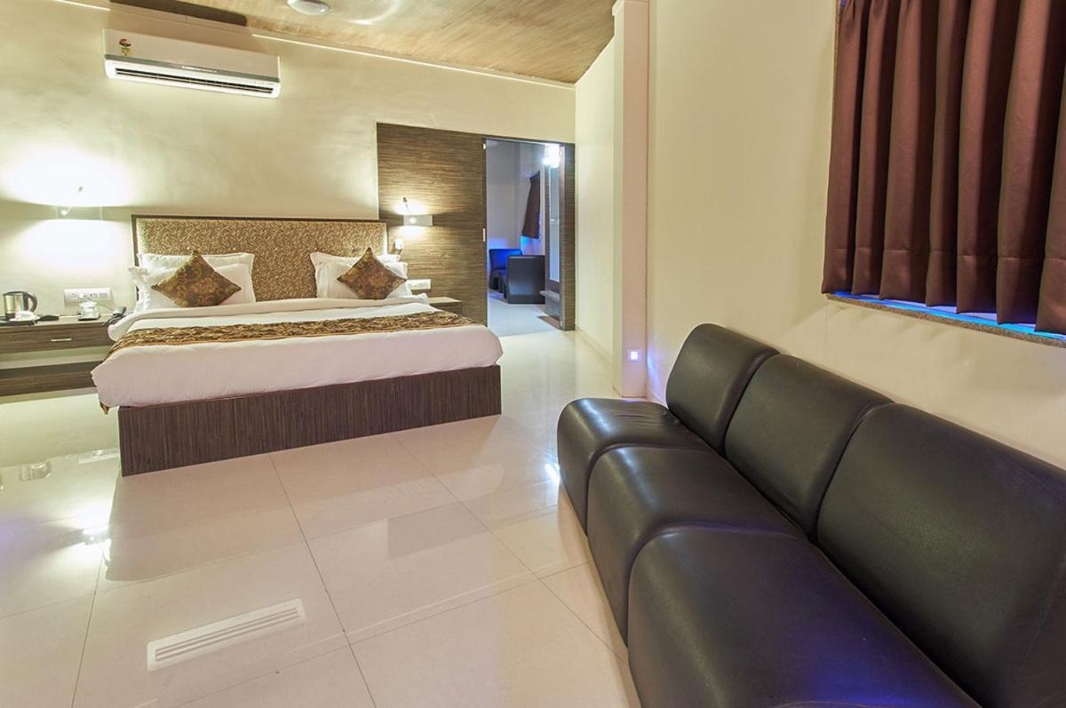 Hotel Gormoh Ahmedabad Exterior foto