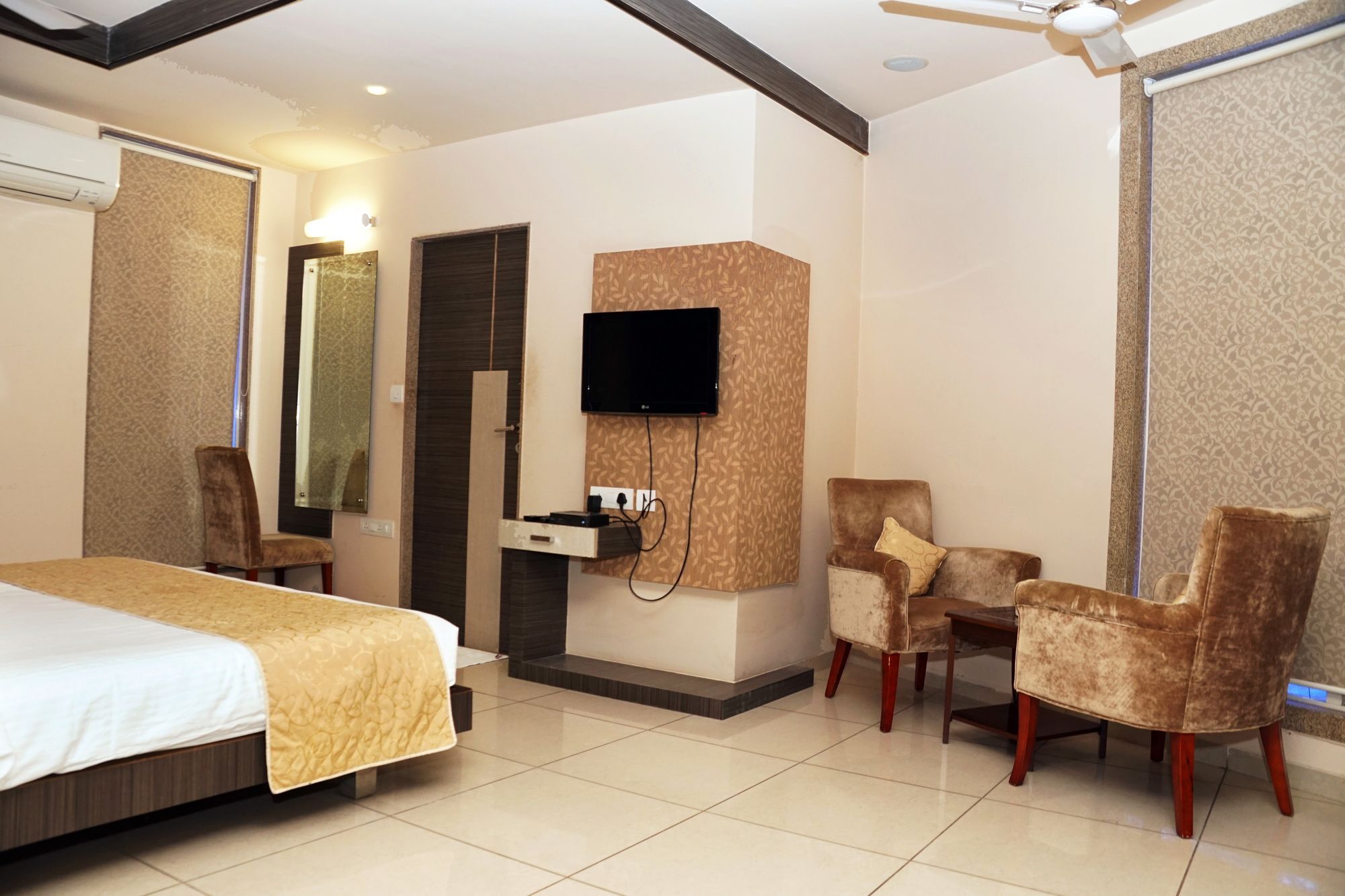 Hotel Gormoh Ahmedabad Exterior foto